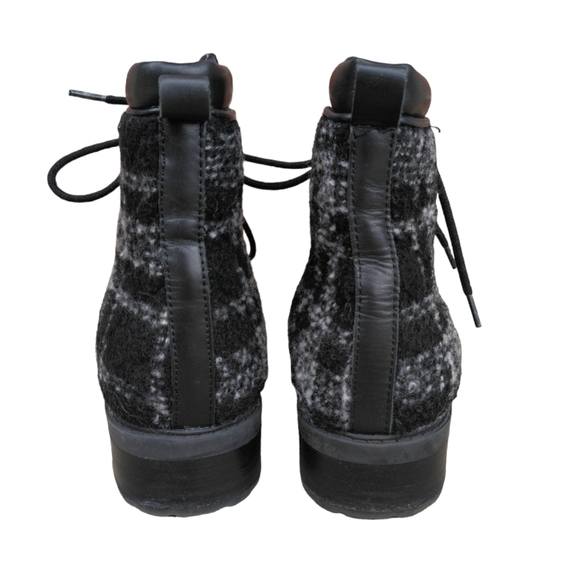 Marc Fisher 7M Lanzia Tweed Leather Laceup Combat Boots - Picture 5 of 16